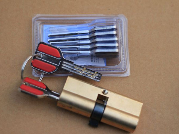 杨陵24小时上门开锁公司